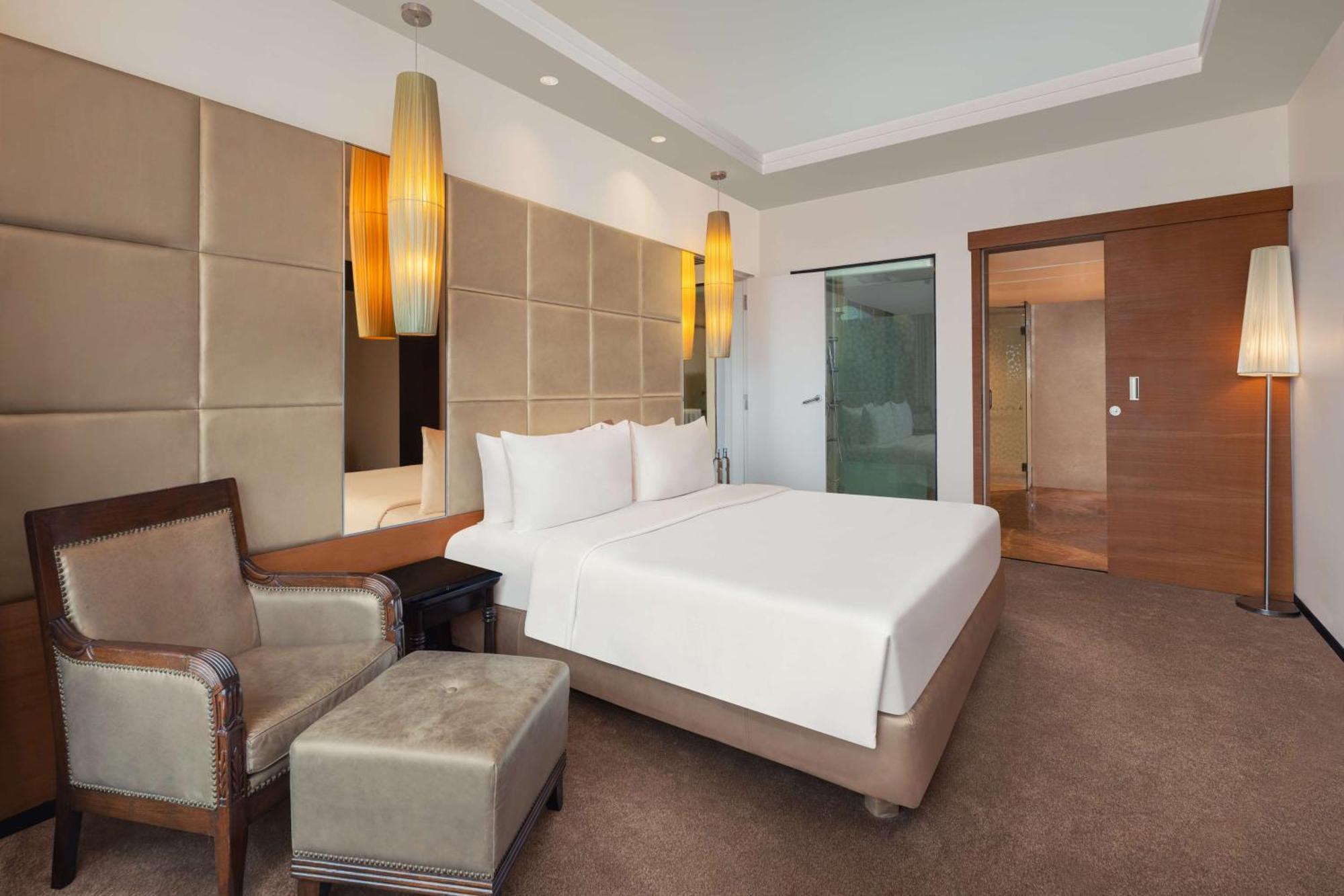 Deluxe Suite,1545824254:JPEG